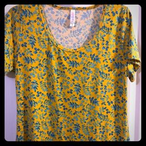 LulaRoe Classic Tee
